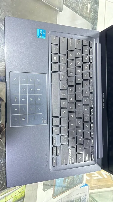 Asus Vivobook i3 13avlod — фото 1