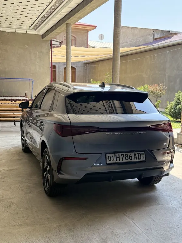 BYD E2 Sotiladi 4 BYD E2 Sotiladi 4