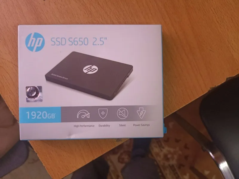 SSD 2TB "HP sata 2.5,, 1