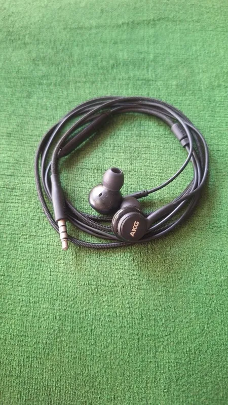 Samsung AKG 3.5мм оргинал наушник Apple EarPods Lightning оргинал 3