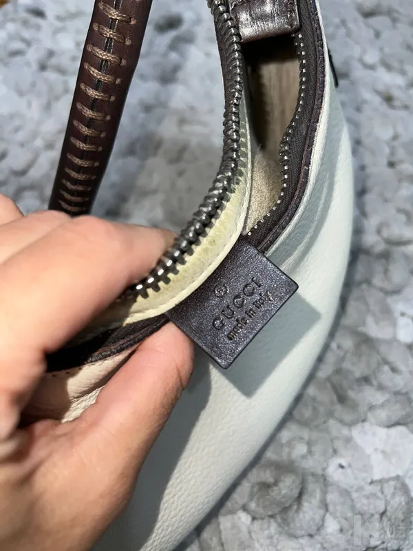 Tabiiy charmdan Gucci Hobo sumkasi 5 Tabiiy charmdan Gucci Hobo sumkasi 5