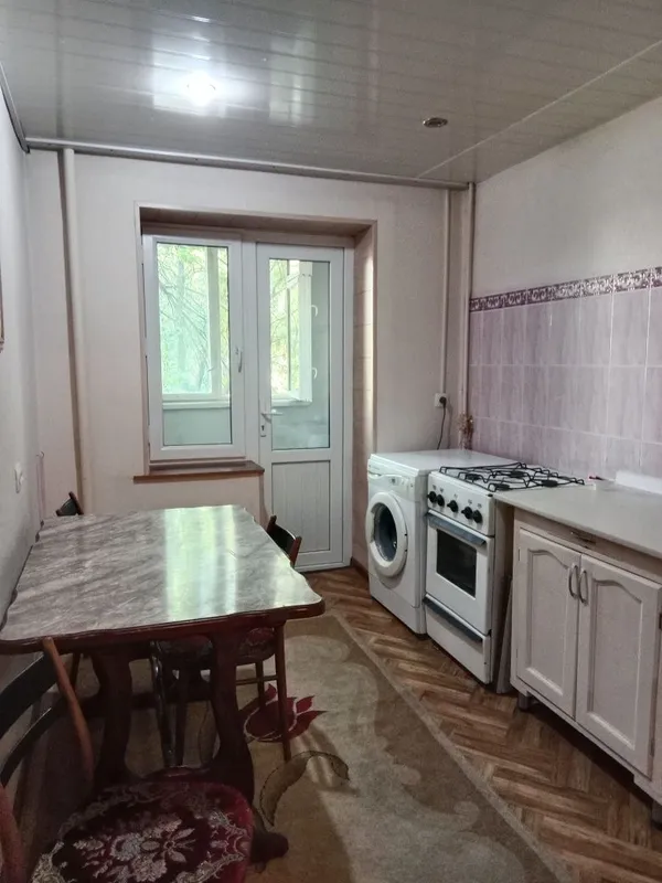 1-комнатная квартира ,метро Новза 9