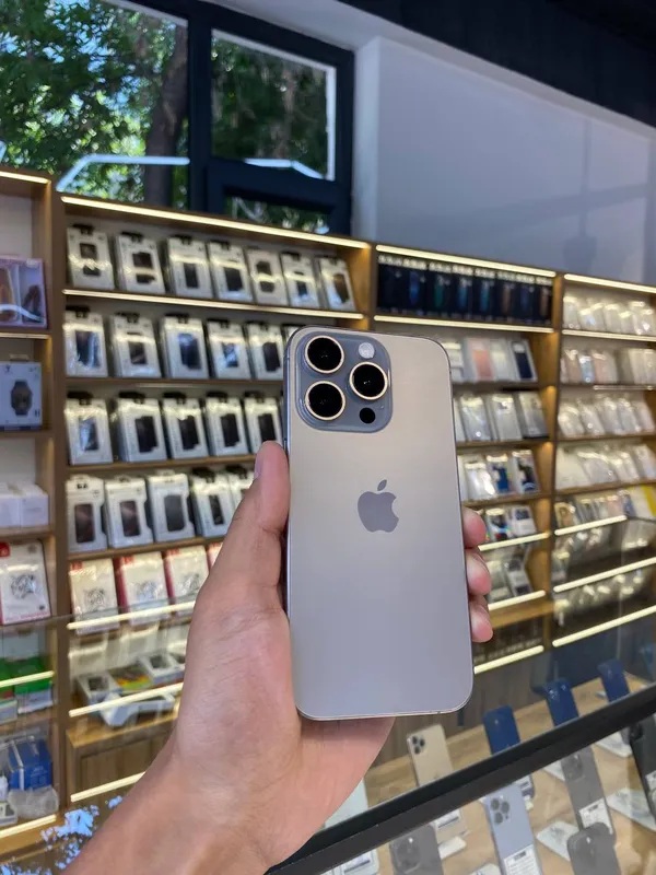 iPhone 15 Pro