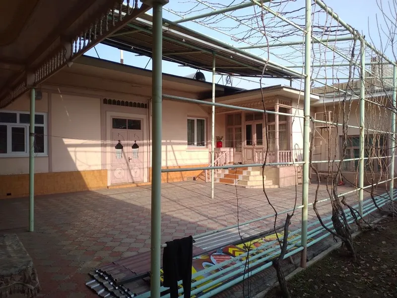 NAZARBEK POCHTADA birinchi linyada katta yöl böyida 4 sotixliy uy — фото 3 NAZARBEK POCHTADA birinchi linyada katta yöl böyida 4 sotixliy uy — фото 3