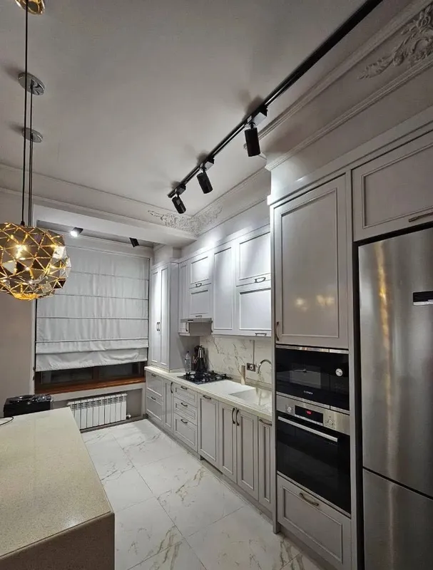 Shota Rustaveli 4 xona • 135 m² • 7/12-qavat 5
