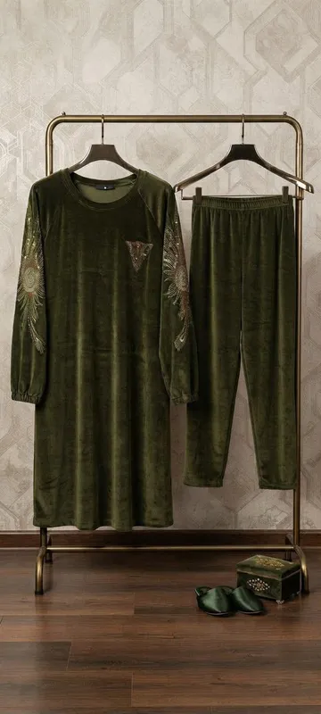 Женский домашний костюм 2