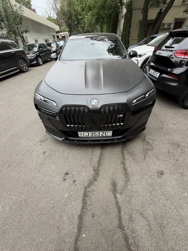 Продам Bmw 760i Full 4,4 мотор. Идеал 1