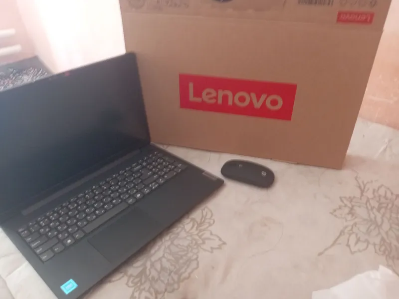 kampyuter yangi ishlatilmagan nomi Lenovo sotaman. 2