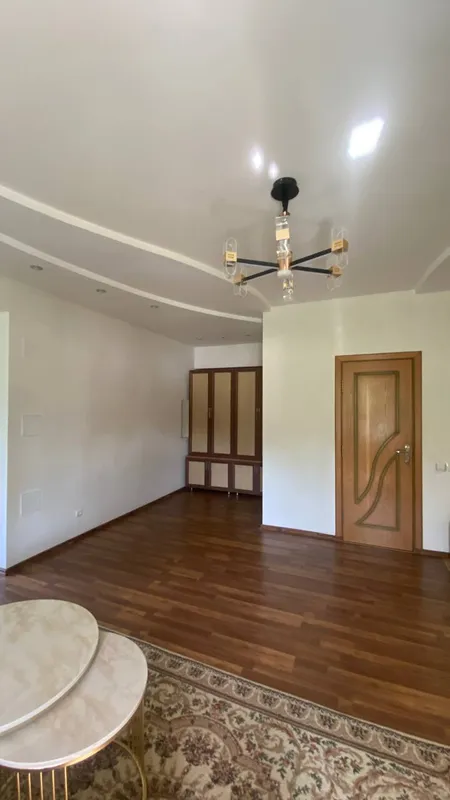 1 xonali kvartira sotiladi, 43 m², Yunusobod tumani (mo‘ljal: 5-maktab) 2 1 xonali kvartira sotiladi, 43 m², Yunusobod tumani (mo‘ljal: 5-maktab) 2