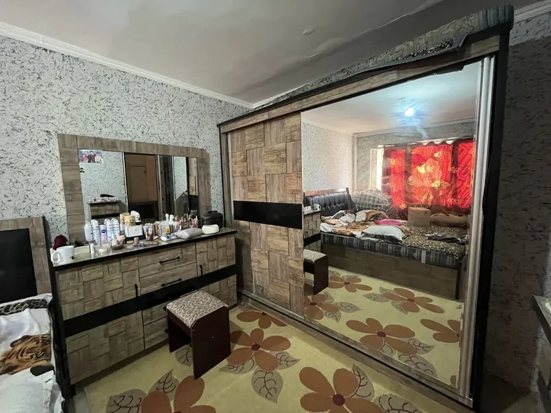 Спальный гарнитур, кровать, камод, 2 тумбочеи и шкаф