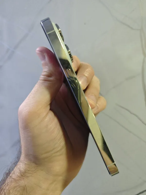 Iphone 14 Pro White 256 61% Yomkost Ideal holatda 6