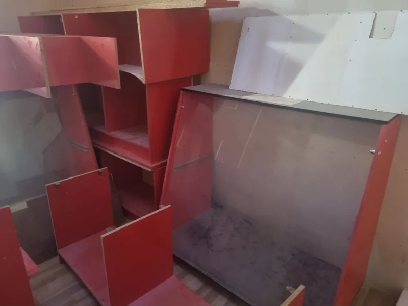 Do‘kon uchun mebel sotiladi 4 Do‘kon uchun mebel sotiladi 4