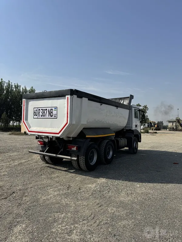 Самосвал MAN 33360 5 Самосвал MAN 33360 5