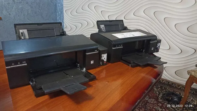 EPSON L800 sotiladi. Rangli Printer EPSON l800
