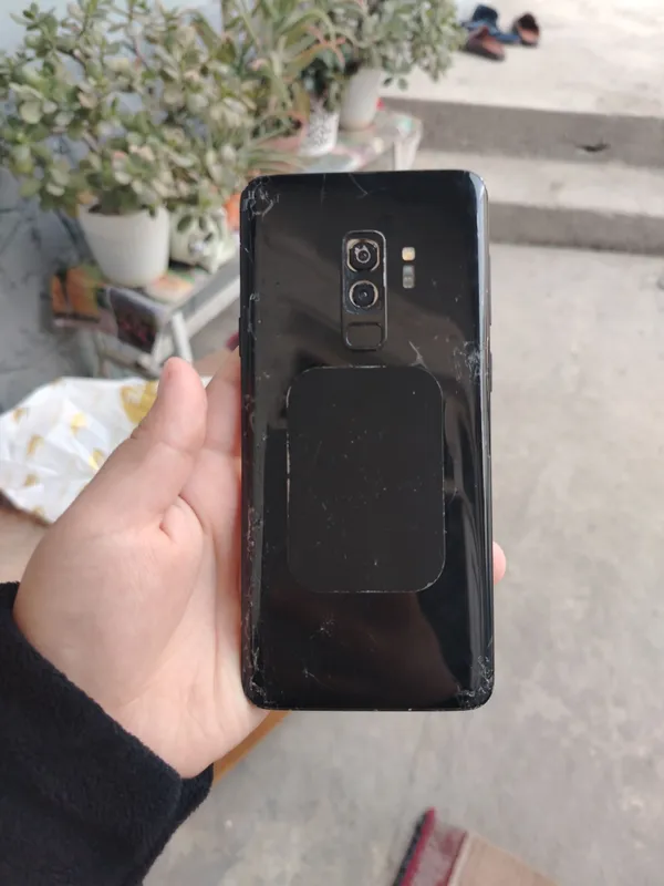 Samsung 9+s 2