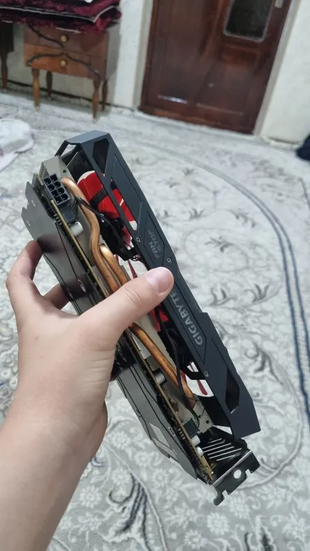 Video karta RX470 gigabyte — фото 1
