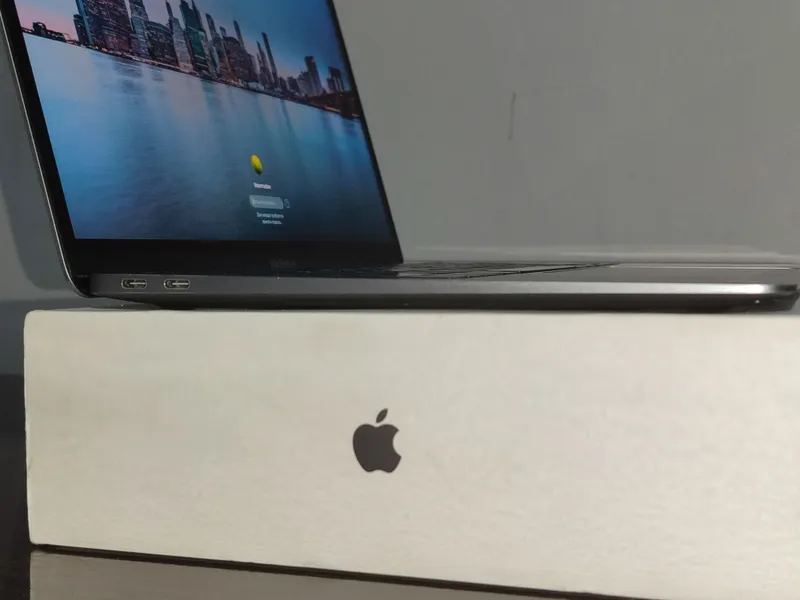 Macbook Air M1 16/256 5 Macbook Air M1 16/256 5