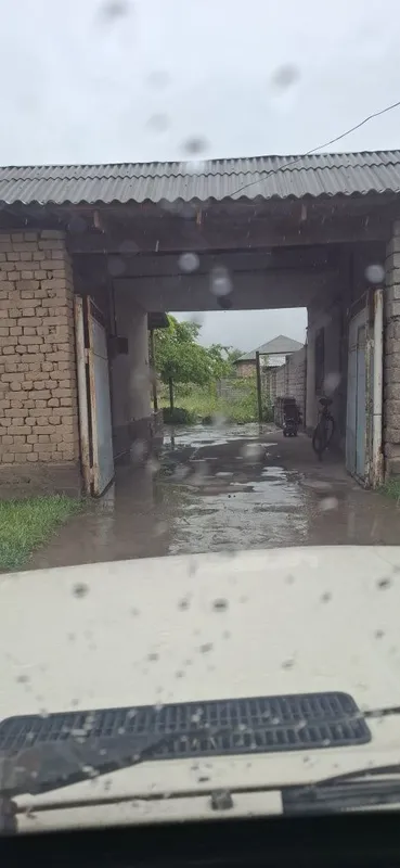 Yer sotilad 7 yarim sotik 4 sotigi dakiment yo‘q xamas bo‘lib 11 sotik — фото 2