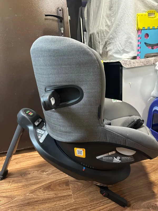 Продам Автокресло Joie i-Spin 360 ISOFIX — поворотное 360° (б/у) 2 Продам Автокресло Joie i-Spin 360 ISOFIX — поворотное 360° (б/у) 2