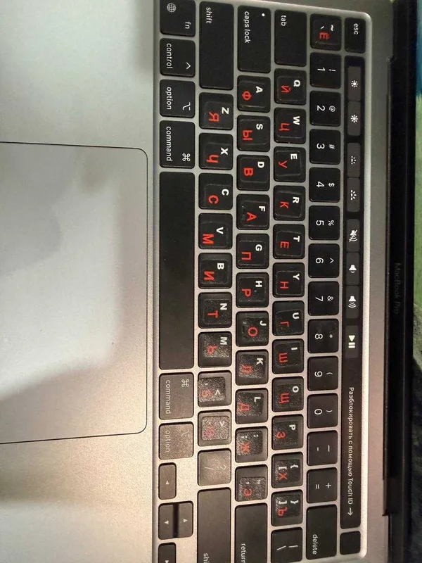 Продаю Новый MACBOOK PRO 13 inch 256gb ssd m2 chip 8gb unified memor — фото 3