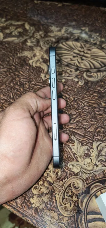 iPhone 17 qora 256GB 5
