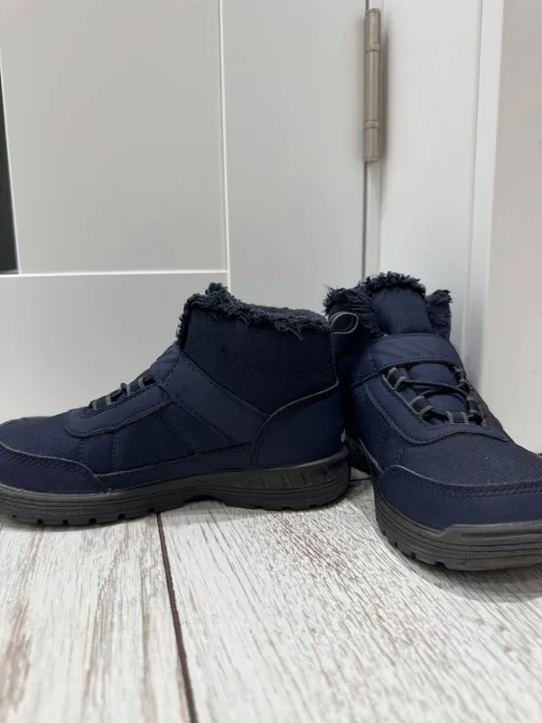 Продам детские ботинки Decathlon 1 Продам детские ботинки Decathlon 1
