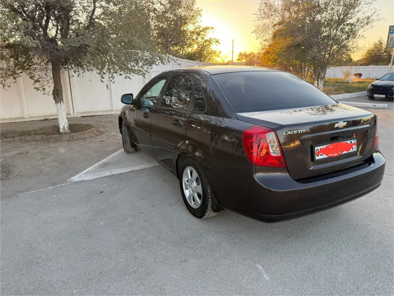 Chevrolet Gentra AT 2