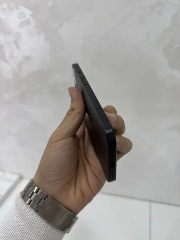 iPhone 16 128gb 93% 3 iPhone 16 128gb 93% 3