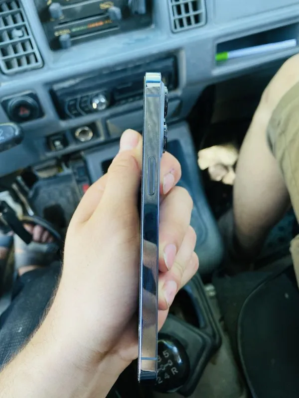 Iphone 13 pro sotladi ideal holatda narxi yana kelishilinadi — фото 6