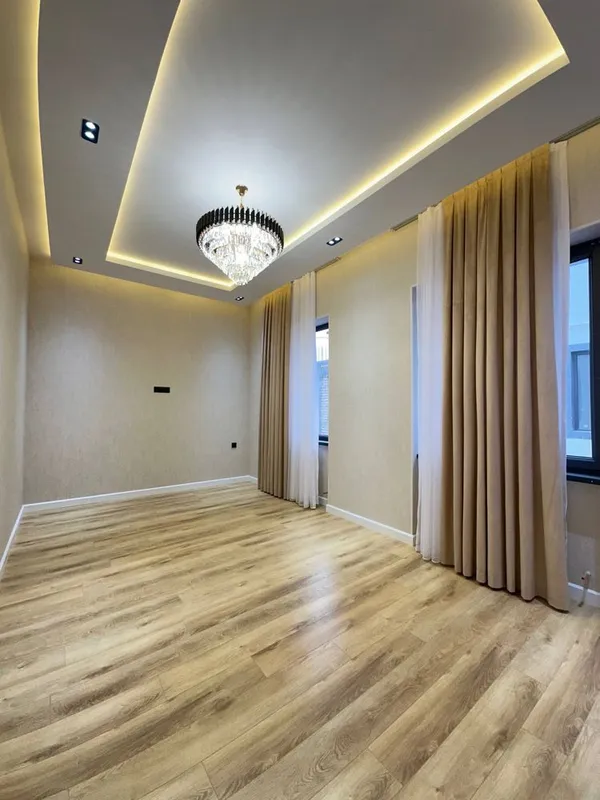 Uy sotiladi 4 xona Sergeli Xonabod 11 bekat 5