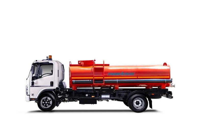 ISUZU NQR90L-K Polivomoechnaya mashina