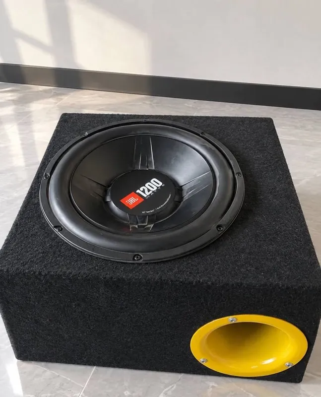 Сабвуфер JBL 1200 1 Сабвуфер JBL 1200 1