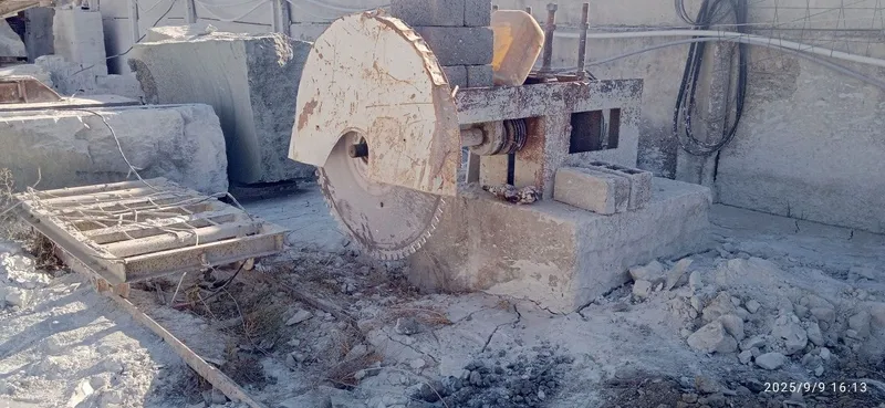 Stanok granit tosh va kafel kesuvchi 3 Stanok granit tosh va kafel kesuvchi 3