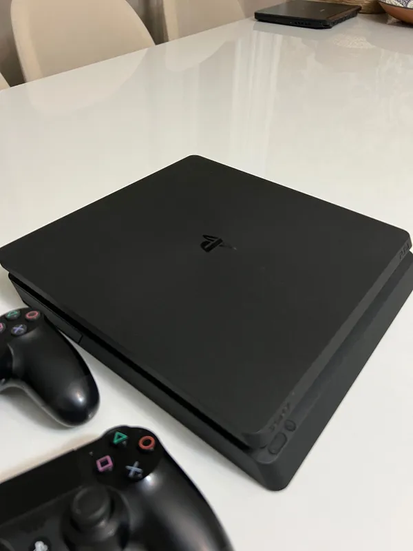 Playstation 4 13.04 versiya slim 500gb в хорошем состояние продается 3 Playstation 4 13.04 versiya slim 500gb в хорошем состояние продается 3