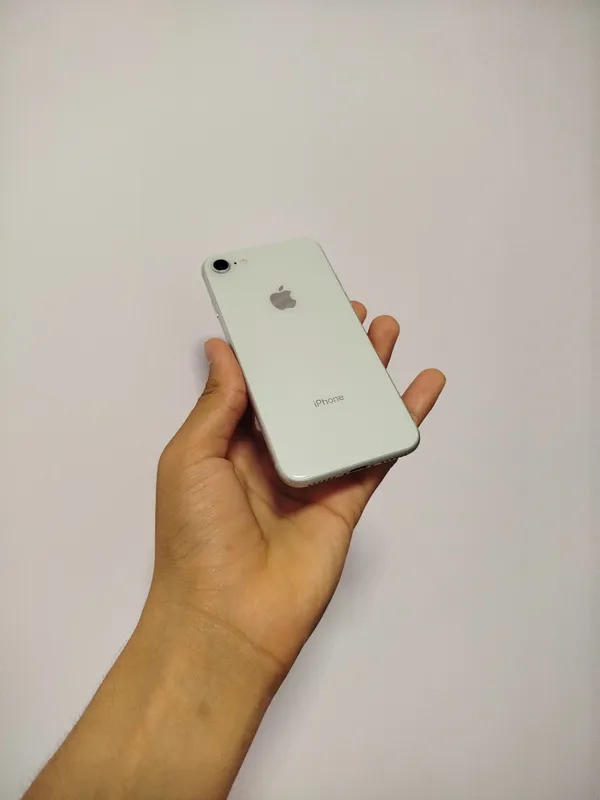 Apple iphone 8 64gb ideal sotiladi Продаю айфон 8