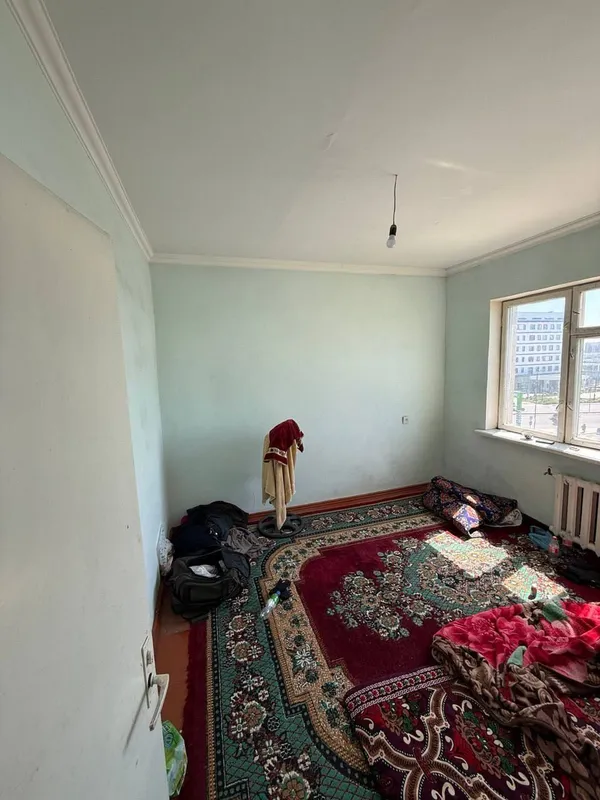 Sputnik-4 dahasida 70 m² 3 xonali kvartira sotiladi 8