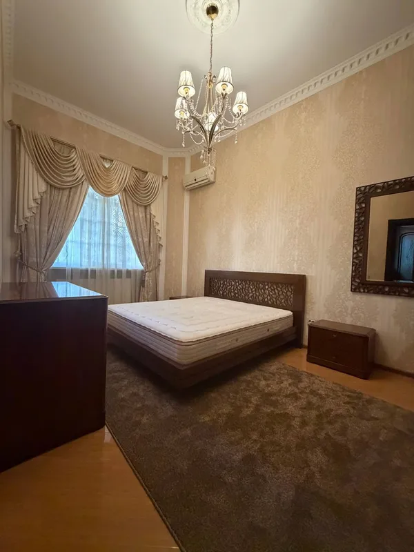 380 m² uy sotiladi, Mirzo Ulug‘bek tumani · ID 7083 6