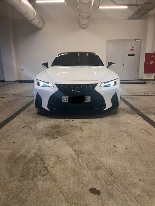 Lexus is300 f-sport