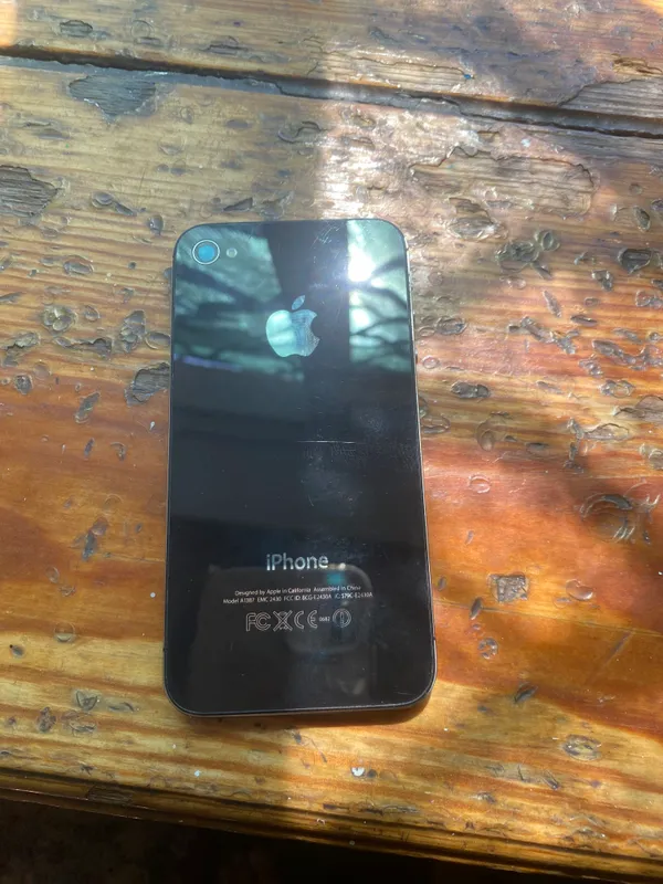 Iphon 4s 6