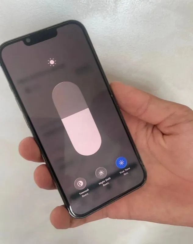 iPhone 13 pro 4