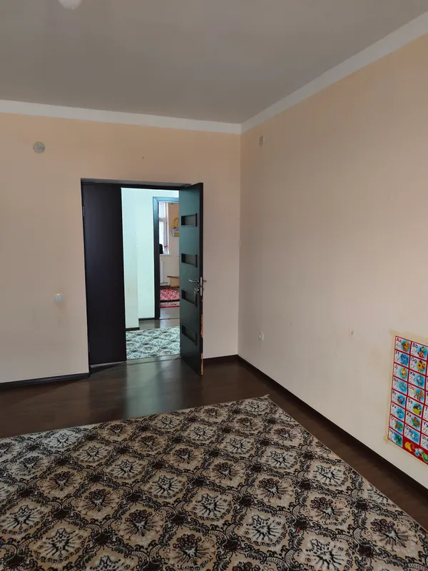 Срочно продается 3 х комнатная квартира — фото 1