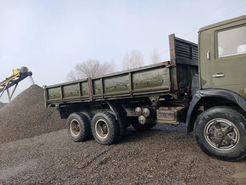 Selhoz kamaz sotiladi moshin ishga tayyor Mator karobka qilingan 1
