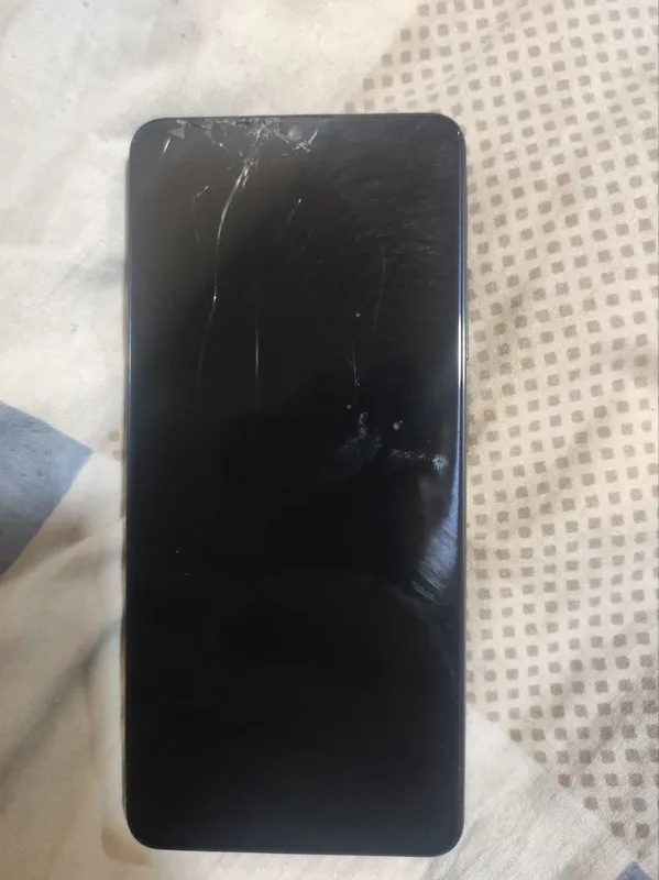 Galaxy a32 4/64 sotiladi
