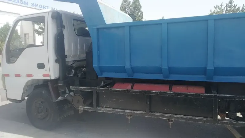 Samasval isuzu sotiladi tez arzond 3