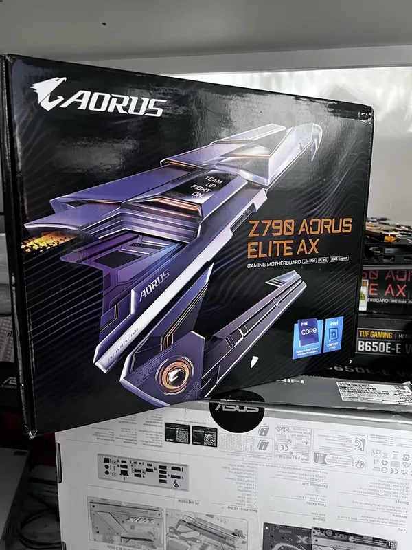 Gigabyte z790 aorus elite B650 aorus elite ax — фото 4 Gigabyte z790 aorus elite B650 aorus elite ax — фото 4