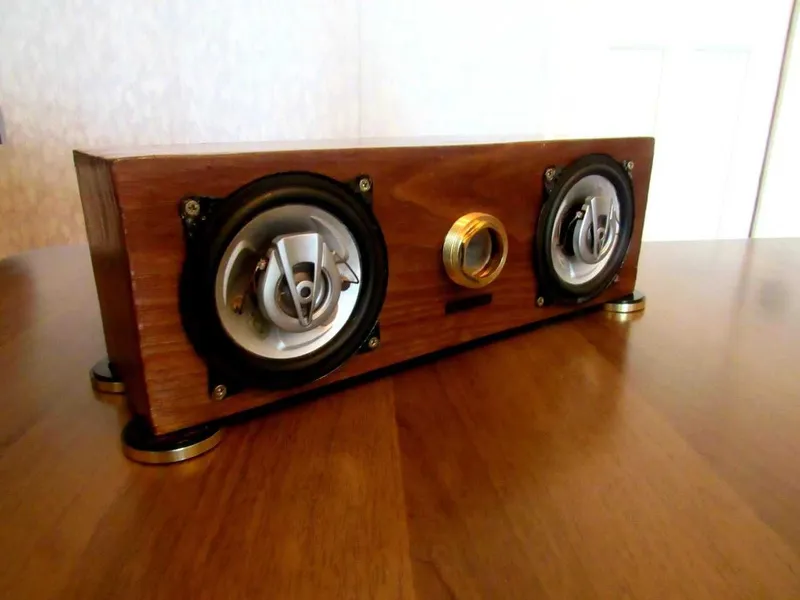 Аудиофильная, стерео колонка «Pioneer» (Belgium. 50W/4"), сабвуфер