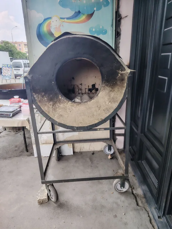 Тандир на калесиках