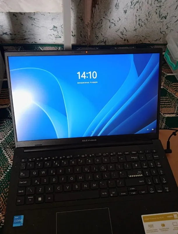 ASUS vivobuk 3 ASUS vivobuk 3
