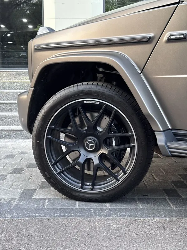 Mercedes Benz G63 AMG 8