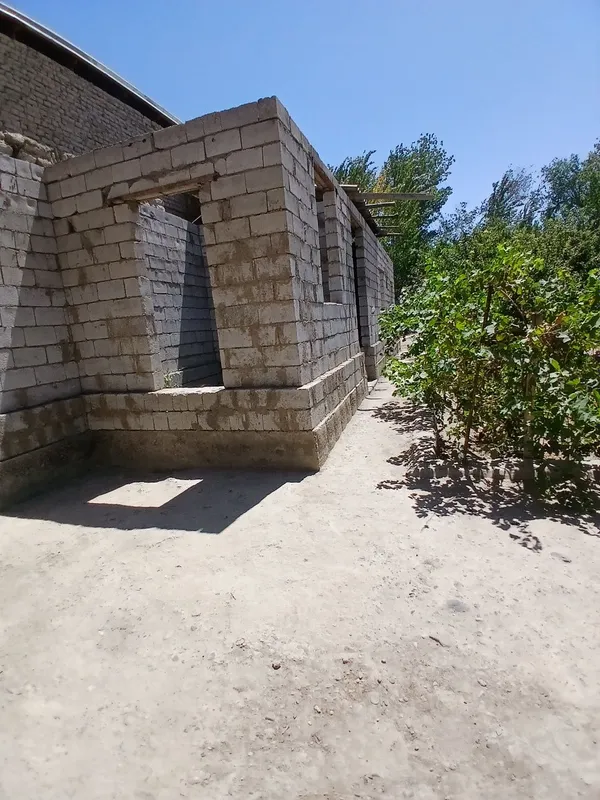 Karmana tumanida hovli sotiladi 10 Karmana tumanida hovli sotiladi 10